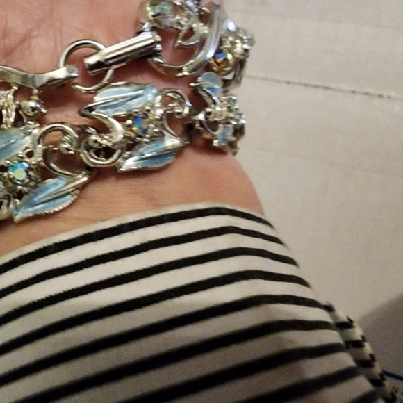 Vintage Aurora Borealis bracelets - Picture 12 of 16